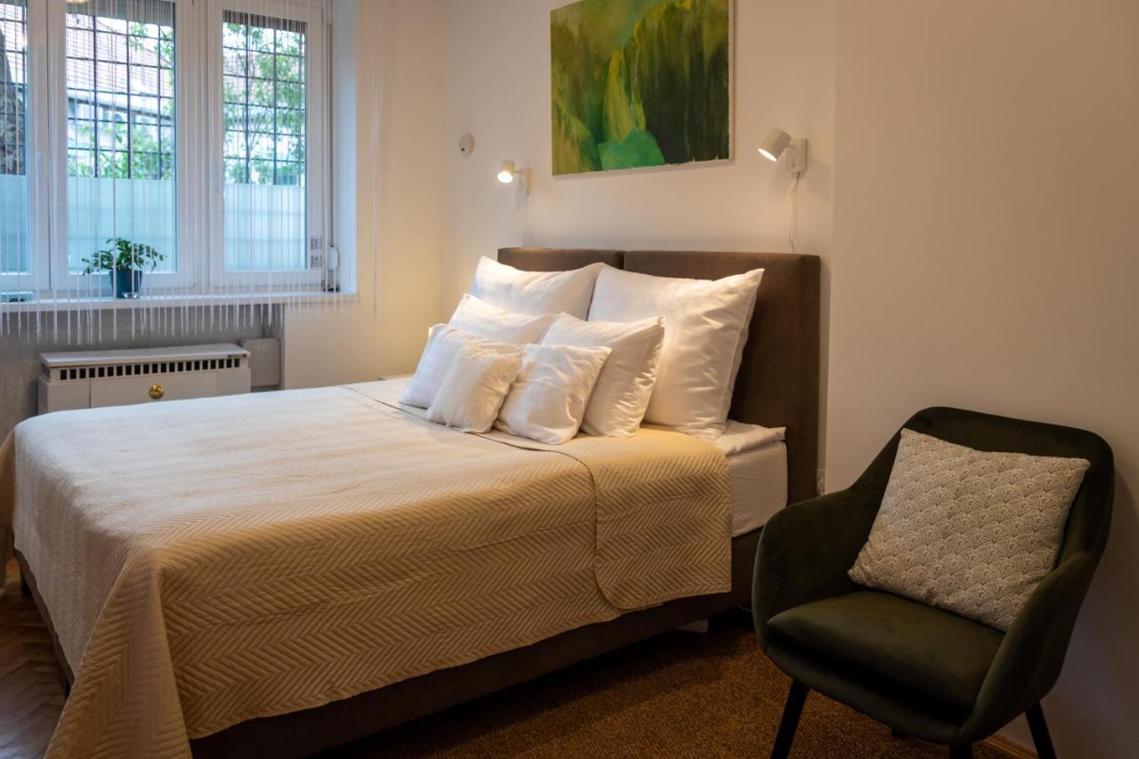 Sunbird Apartman Budapest Bagian luar foto