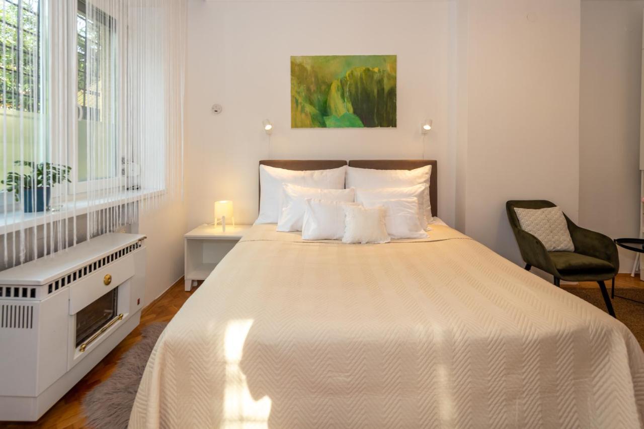 Sunbird Apartman Budapest Bagian luar foto