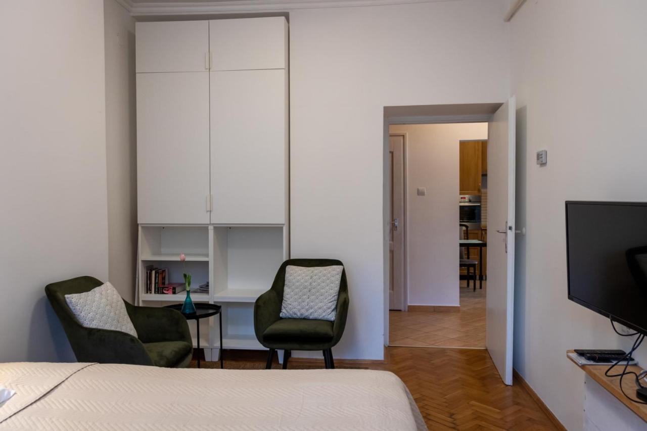 Sunbird Apartman Budapest Bagian luar foto