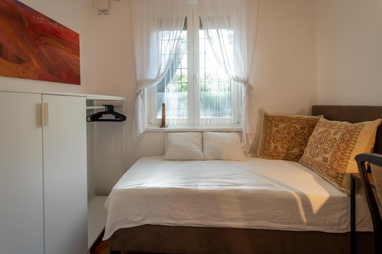Sunbird Apartman Budapest Bagian luar foto