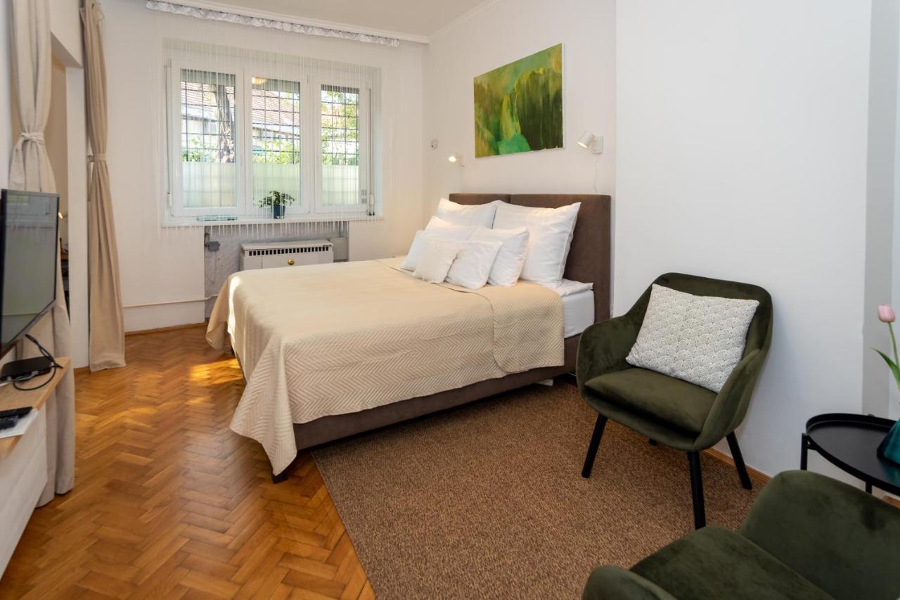 Sunbird Apartman Budapest Bagian luar foto